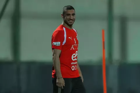 "استعدادًا لودية روسيا والمونديال".. رامي ربيعة ينضم لمعسكر منتخب مصر 